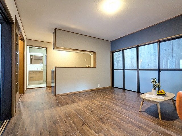 大阪府枚方市香里園東之町 内観写真（リビング）