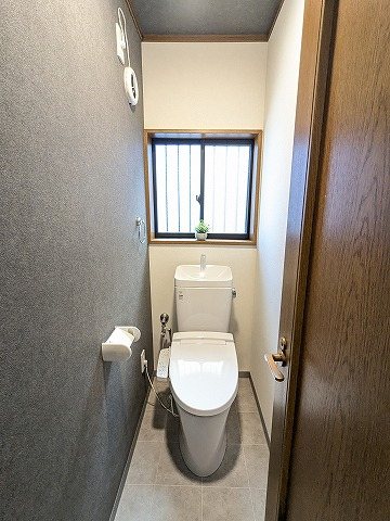 大阪府枚方市香里園東之町 内観写真（トイレ）