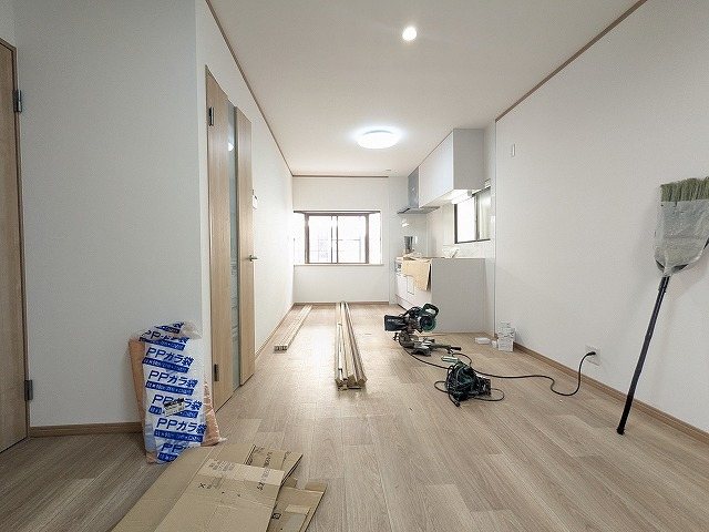 大阪府枚方市星丘３丁目 内観写真（リビング）