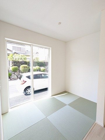 大阪府枚方市山之上西町 内観写真（リビング）