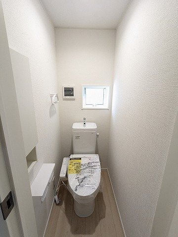 大阪府枚方市山之上西町 内観写真（トイレ）