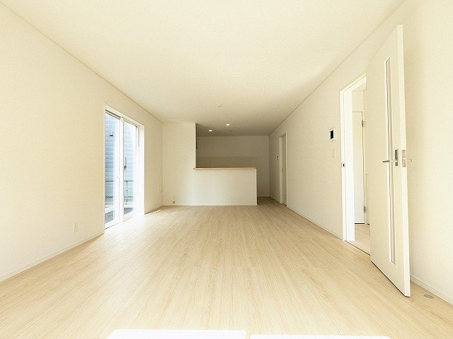 大阪府枚方市山之上西町 内観写真（リビング）