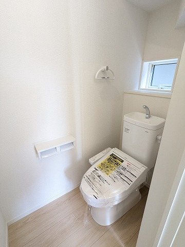 大阪府枚方市山之上西町 内観写真（トイレ）