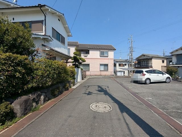 大阪府枚方市長尾西町３丁目 現地写真（前面道路含む現地写真）