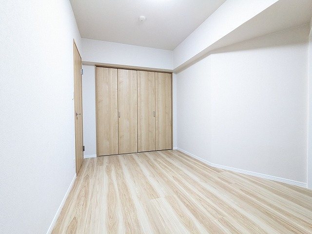大阪府枚方市北中振１丁目 内観写真（リビング以外の居室）
