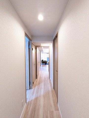 大阪府枚方市北中振１丁目 現地写真（玄関）