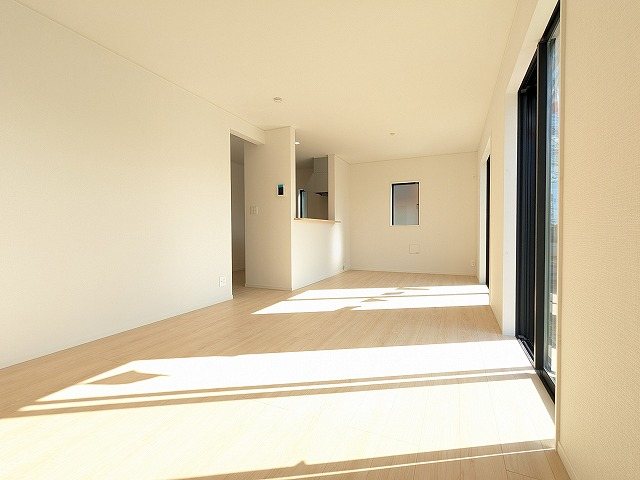 大阪府枚方市出口４丁目 内観写真（リビング）