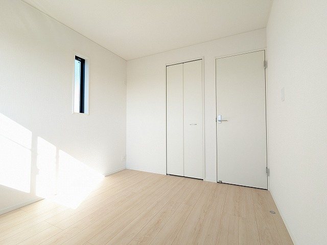 大阪府枚方市出口４丁目 内観写真（リビング以外の居室）