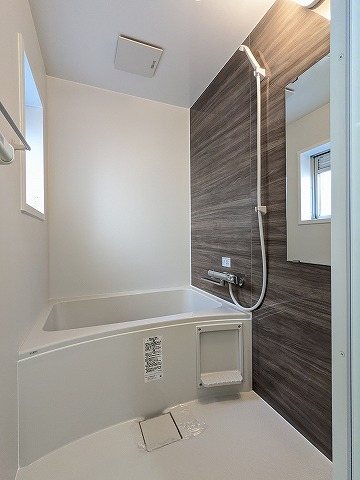 大阪府枚方市東山２丁目 内観写真（浴室）
