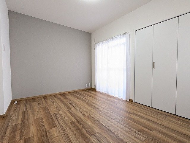 大阪府枚方市西船橋２丁目 内観写真（リビング以外の居室）