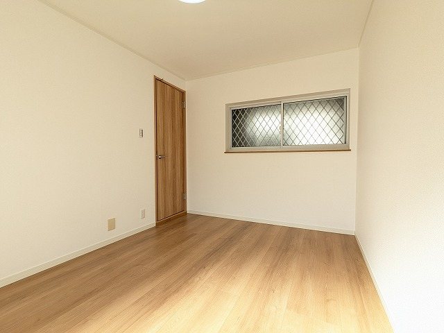 大阪府枚方市津田東町１丁目 内観写真（リビング以外の居室）