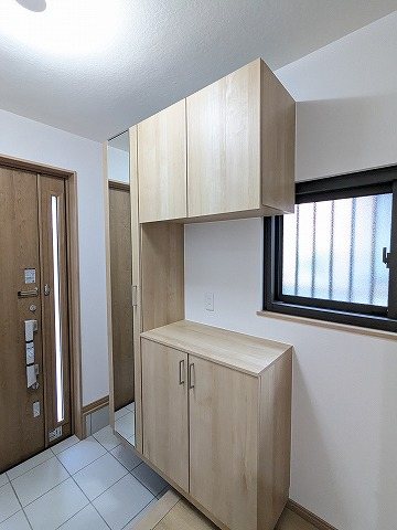 大阪府交野市星田山手３丁目 現地写真（玄関）
