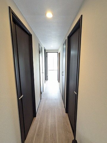 大阪府交野市幾野１丁目 現地写真（玄関）