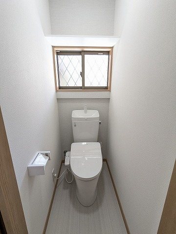 大阪府枚方市東山１丁目 内観写真（トイレ）