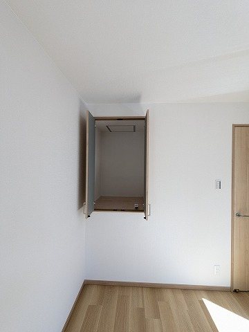 大阪府枚方市東山１丁目 内観写真（収納）