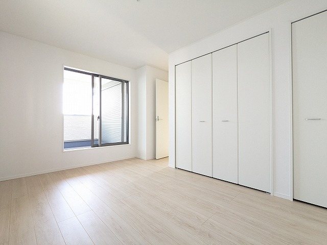 大阪府枚方市長尾峠町 内観写真（リビング以外の居室）