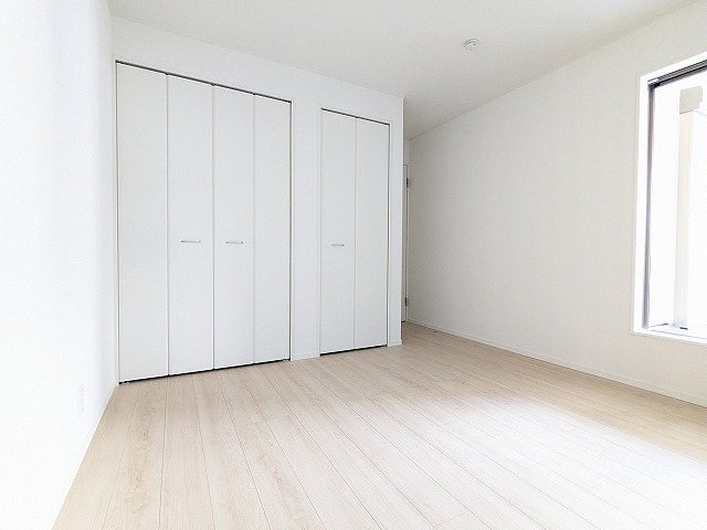 大阪府枚方市渚元町 内観写真（リビング以外の居室）