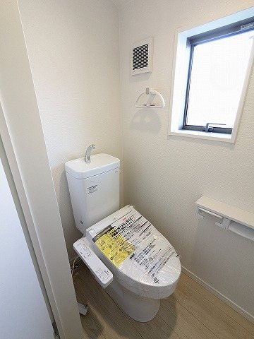 大阪府枚方市渚元町 内観写真（トイレ）