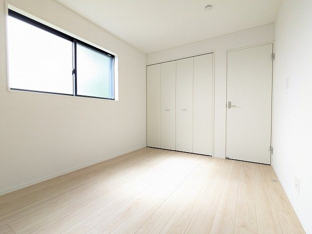 大阪府枚方市渚元町 内観写真（リビング以外の居室）