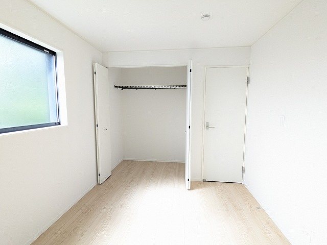大阪府枚方市渚元町 内観写真（収納）
