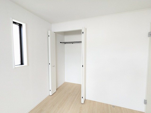 大阪府枚方市渚元町 内観写真（収納）