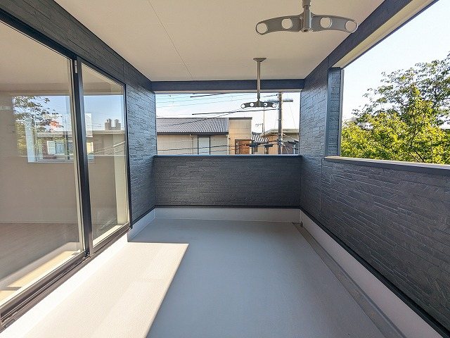 大阪府枚方市楠葉野田２丁目 現地写真（バルコニー）