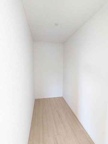 大阪府枚方市楠葉野田２丁目 内観写真（収納）