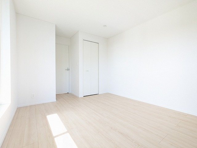 大阪府枚方市楠葉野田２丁目 内観写真（リビング以外の居室）