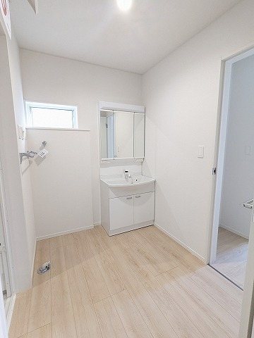 大阪府枚方市楠葉野田２丁目 内観写真（洗面台・洗面所）
