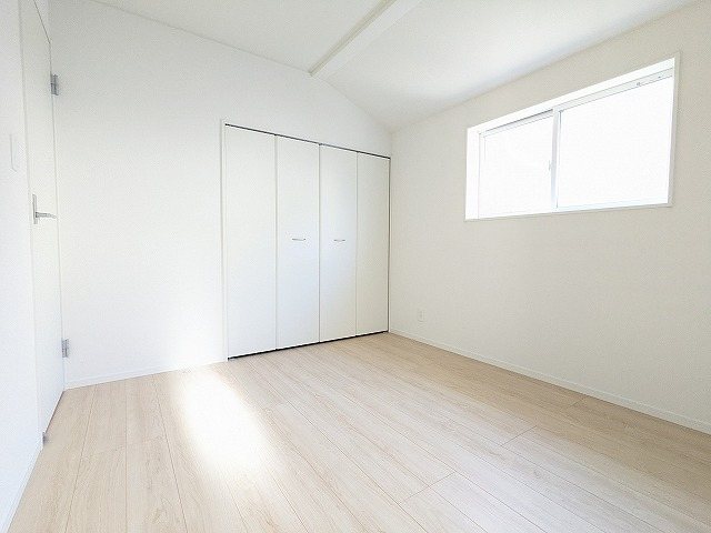大阪府枚方市楠葉野田２丁目 内観写真（リビング以外の居室）