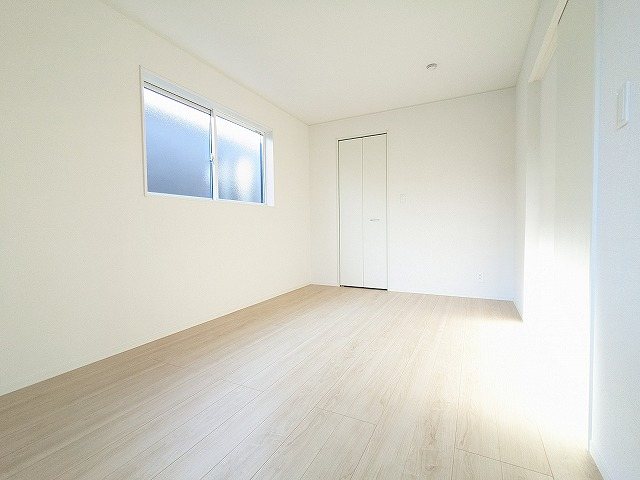 大阪府枚方市楠葉野田２丁目 内観写真（リビング以外の居室）