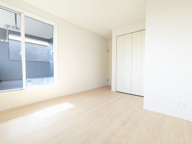 大阪府枚方市楠葉野田２丁目 内観写真（リビング以外の居室）