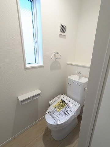 大阪府枚方市片鉾本町 内観写真（トイレ）