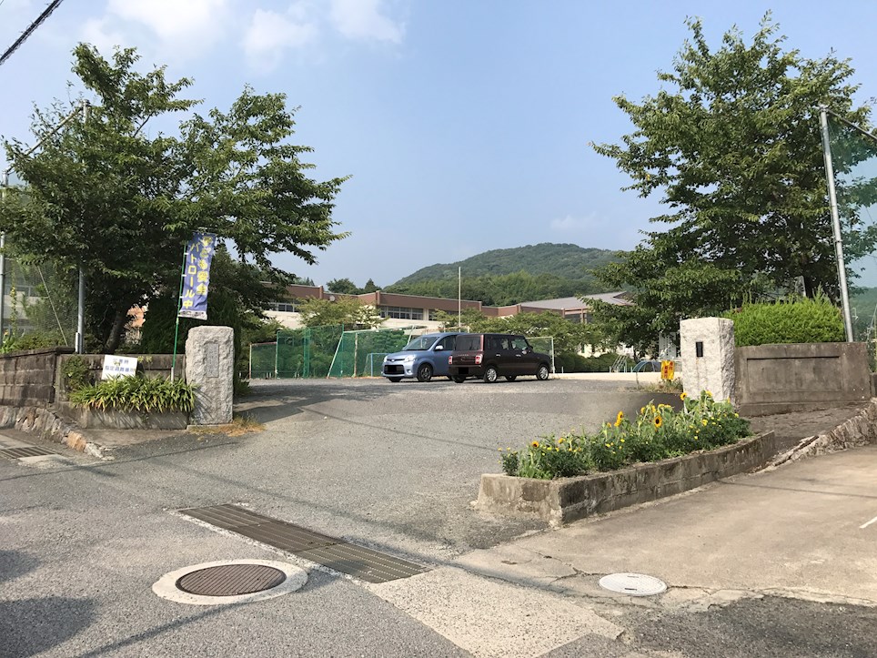 土地　周南市戸田字橋本1856番、1857番2、1857番3 小学校