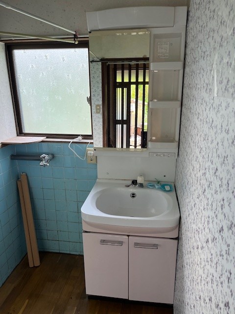 戸建　周南市夜市3190-20　700万 内観写真（洗面台・洗面所）