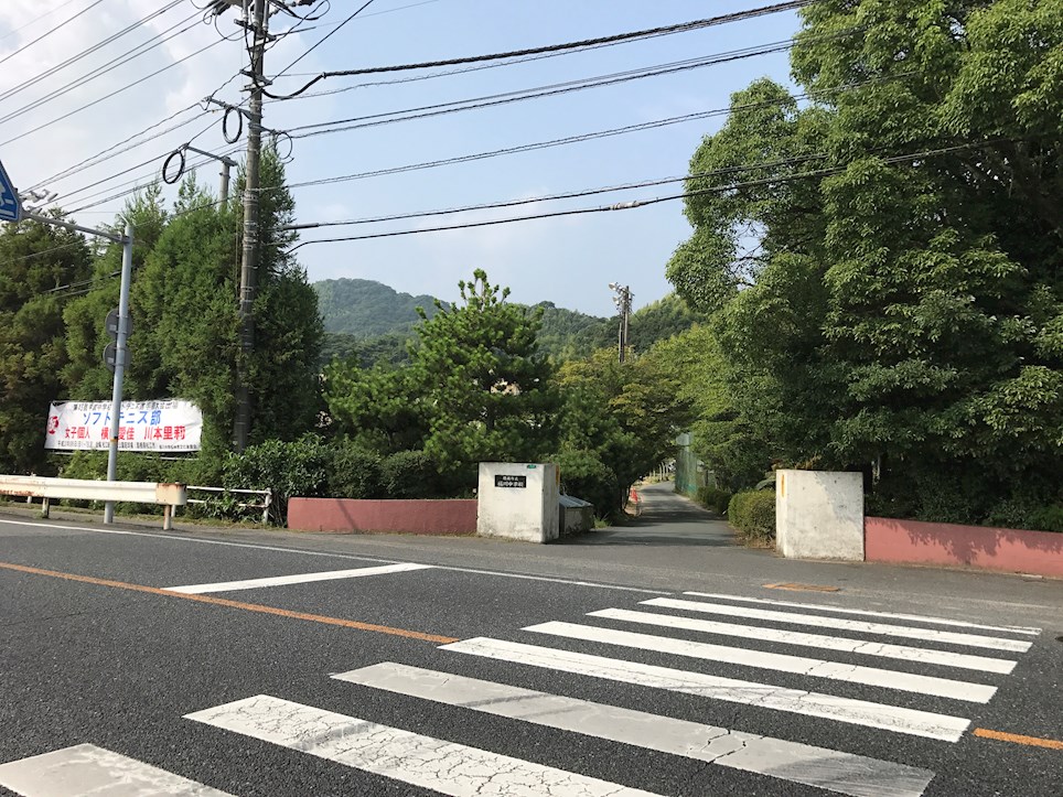戸建　周南市羽島３丁目1893-32 中学校