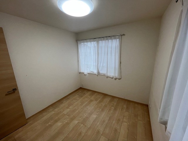 戸建　下松市藤光町2丁目 内観写真（リビング以外の居室）