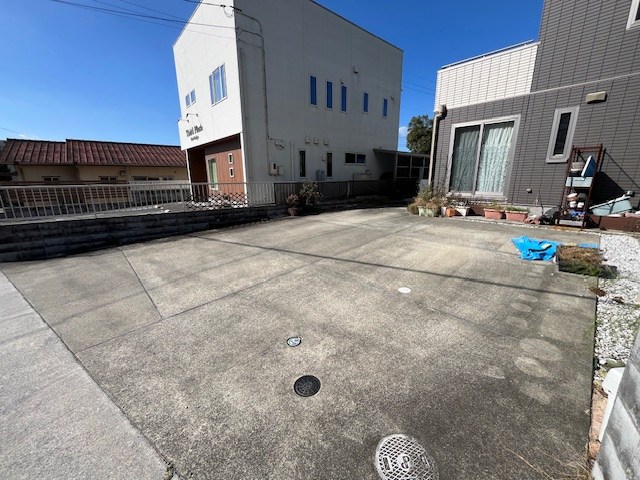 戸建　下松市藤光町2丁目 現地写真（駐車場）