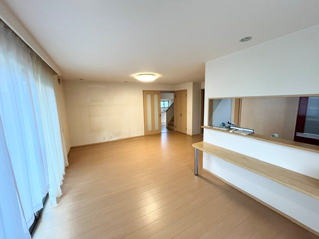 【商談中】戸建　周南市夢ヶ丘3丁目 内観写真（リビング）