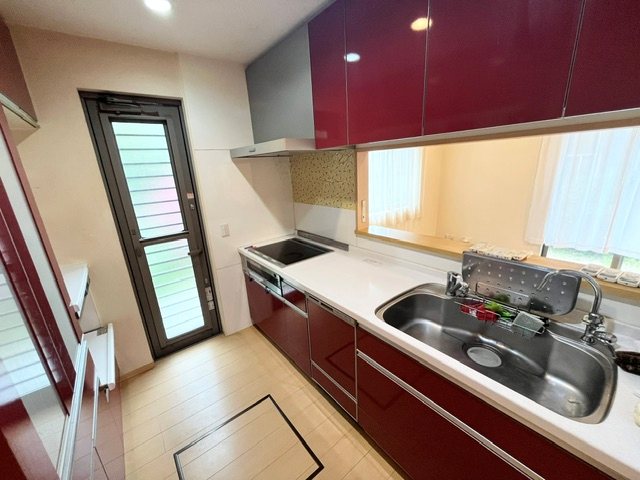 【商談中】戸建　周南市夢ヶ丘3丁目 内観写真（キッチン）