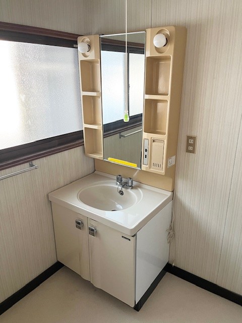 戸建　周南市羽島1丁目3-15 内観写真（洗面台・洗面所）