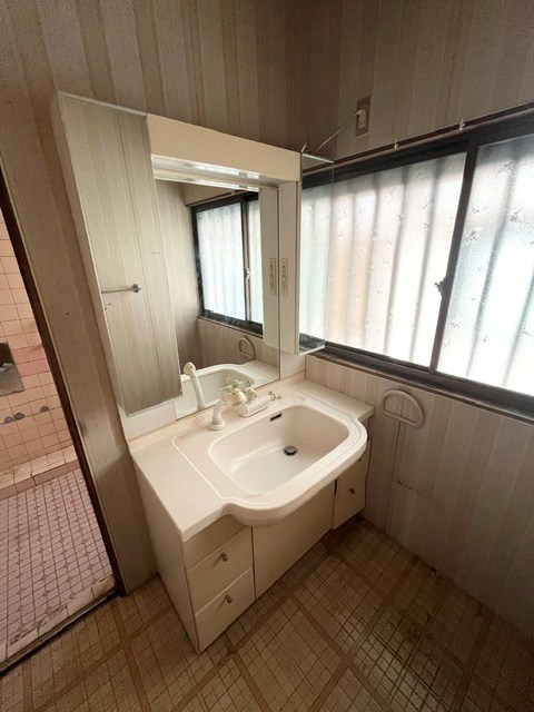 山口県周南市川手２丁目 内観写真（洗面台・洗面所）