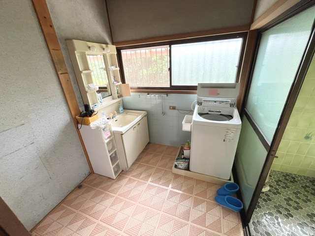 戸建　下松市東陽５丁目 内観写真（洗面台・洗面所）