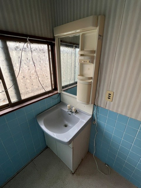 戸建　周南市下上 内観写真（洗面台・洗面所）