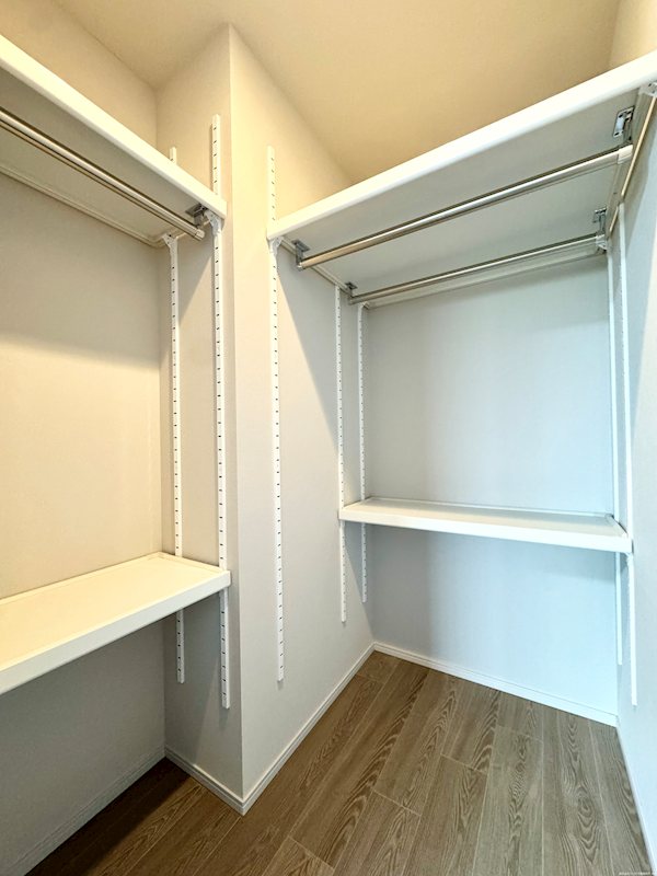 ポレスター中仙道テラス 内観写真（収納）