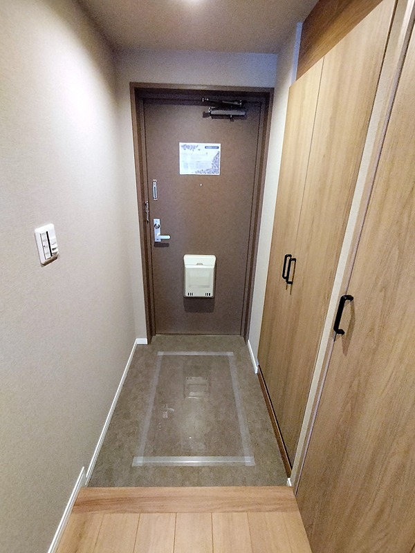 Jcity五日市アベニュー 現地写真（玄関）