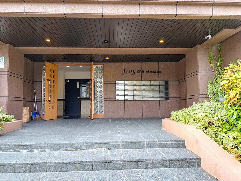Jcity五日市アベニュー 共用部写真（エントランス）
