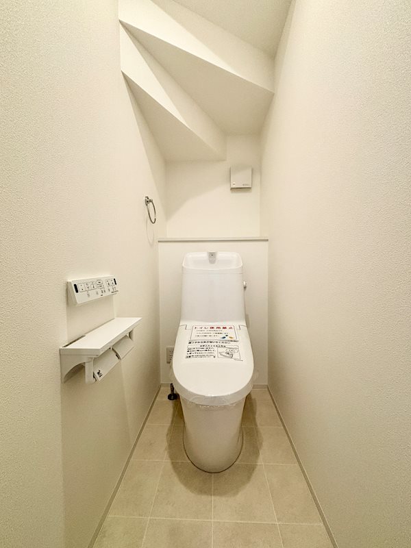佐伯区皆賀2丁目　新築戸建 内観写真（トイレ）