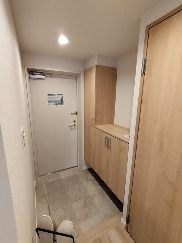 広島県広島市安佐南区東原３丁目 現地写真（玄関）
