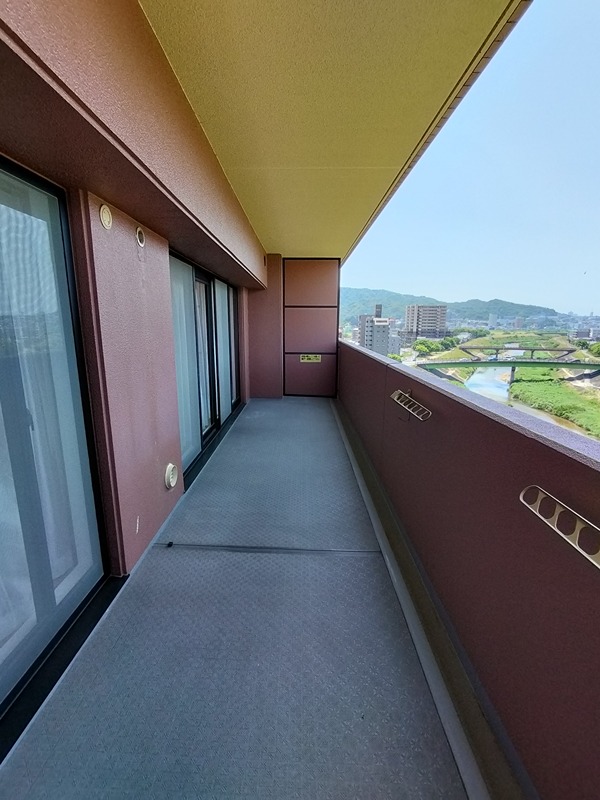 広島県広島市安佐南区東原３丁目 現地写真（バルコニー）